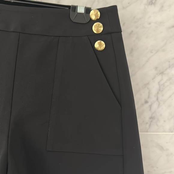 PORTMANS | High Waist Black Shorts w Gold Buttons | Size 10 |Excellent Condition - Picture 3 of 5